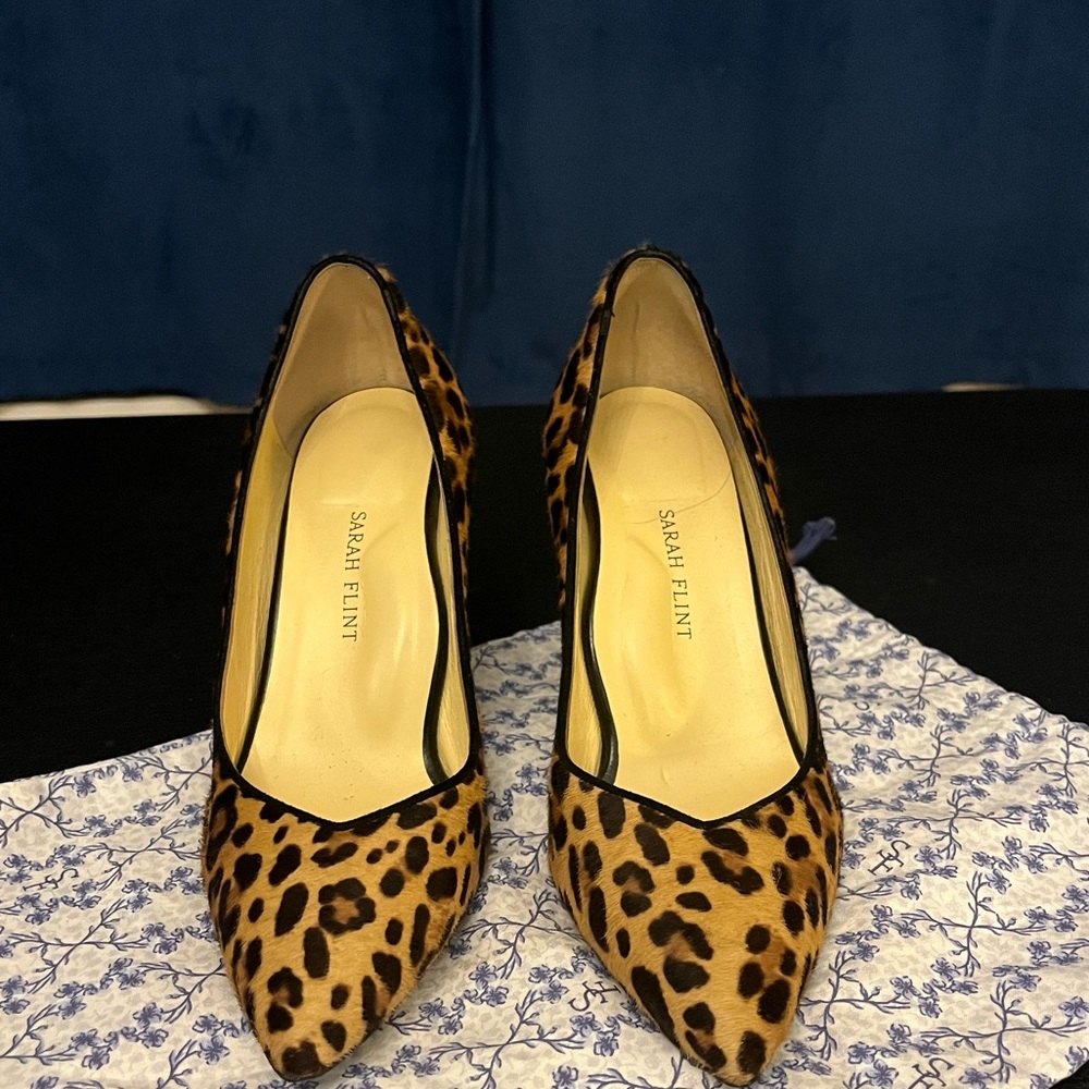 Sarah Flint size 38.5 leopard stilettos.